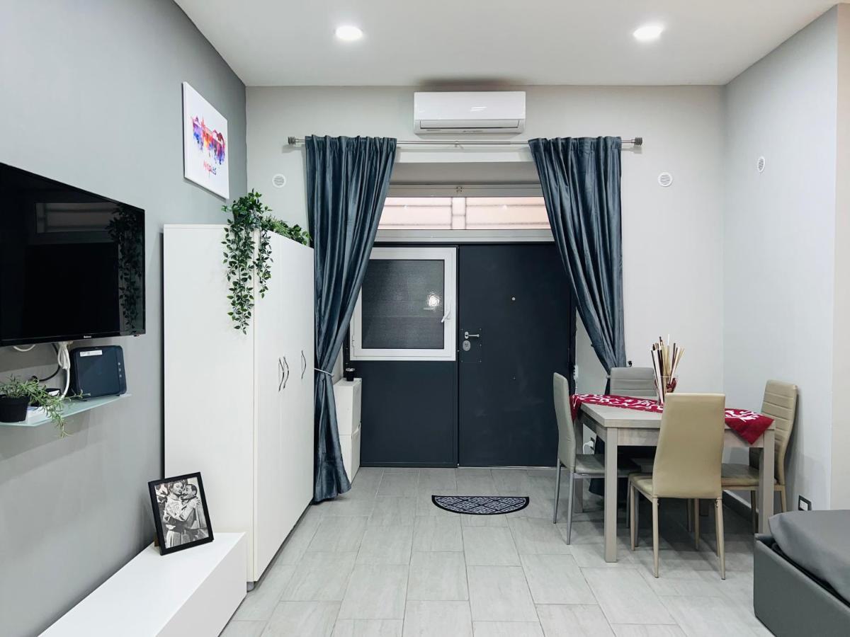 Lad 75 Apartment Naples Luaran gambar